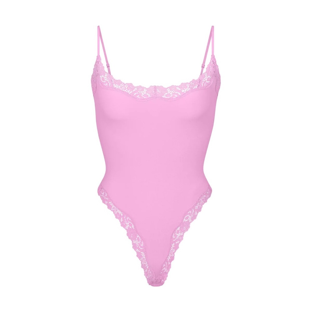 Skims Fits Everybody Lace Cami Bodysuit